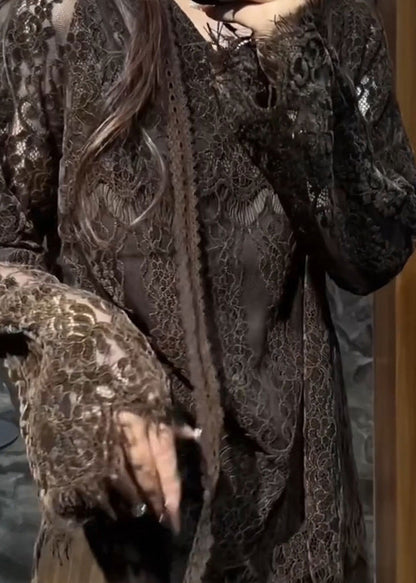 A Vintage Style Shirt with Delicate Timeless Details