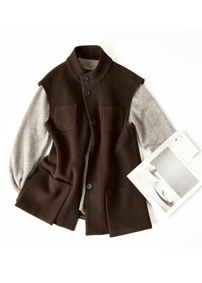 Beautifully Finished Coat in a Timeless Design