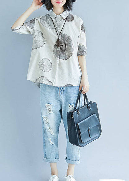 Well Tailored Top with a Graceful Silhouette