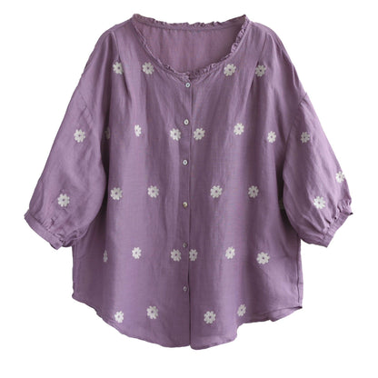 Sophisticated Blouse with a Clean Classic Look