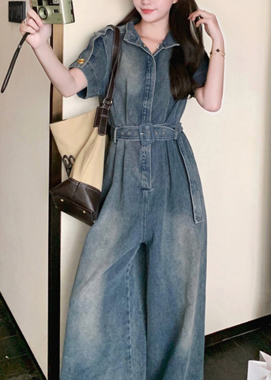 Gracefully Styled Garment for Any Occasion