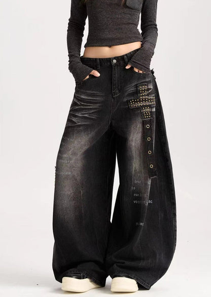 A Vintage Style Pants with Delicate Timeless Details