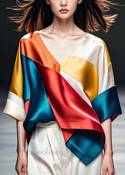 Well Tailored Top with a Graceful Silhouette
