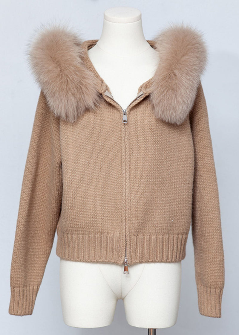 Gracefully Styled Coat for Any Occasion