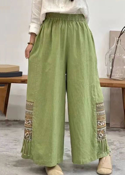 Classic Vintage Pants with a Flattering Fit
