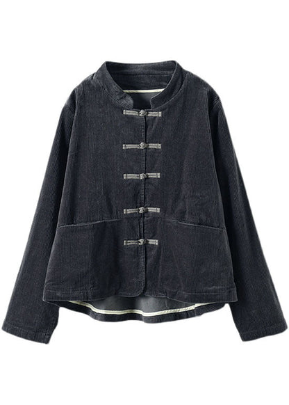 Well Tailored Coat with a Graceful Silhouette