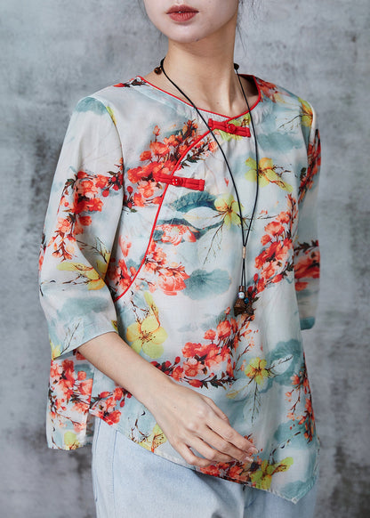 Classic Vintage Shirt with a Flattering Fit