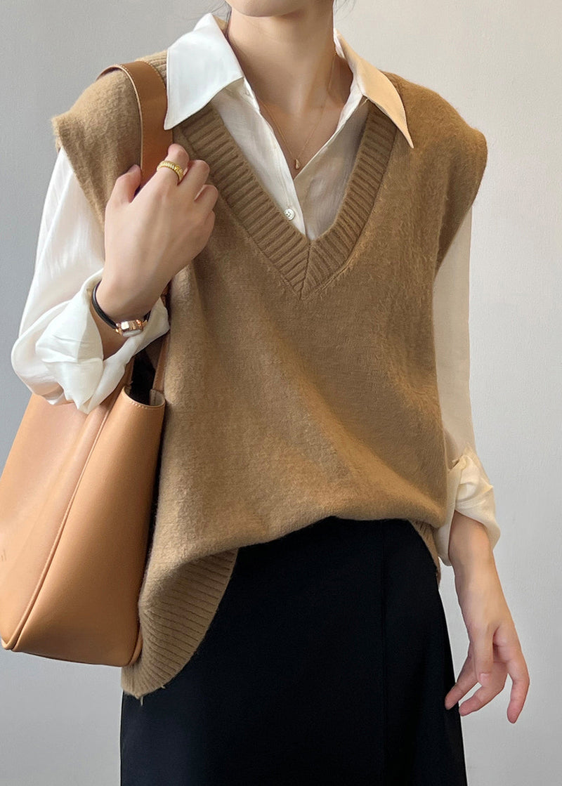 Well Tailored Coat with a Graceful Silhouette
