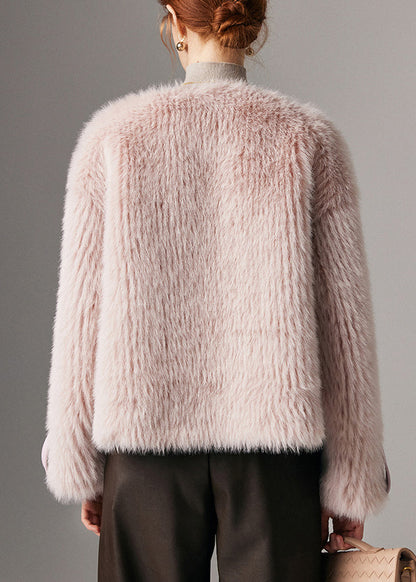 Beautifully Finished Coat in a Timeless Design