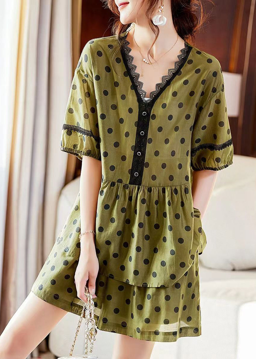 Well Tailored Shirt with a Graceful Silhouette