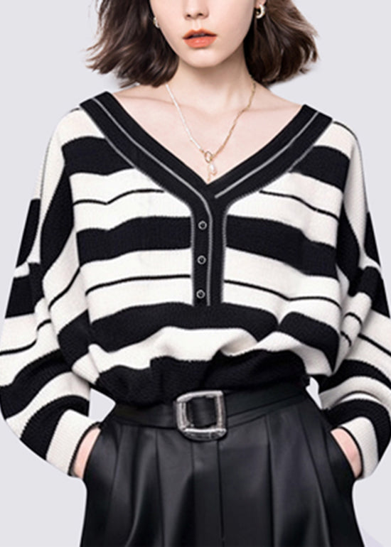 Beautifully Finished Sweater in a Timeless Design