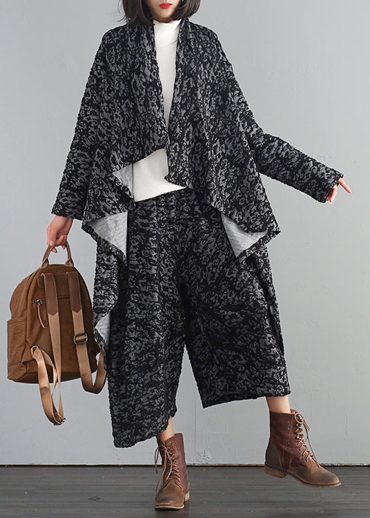 Elegantly Styled Pants for Everyday Wear