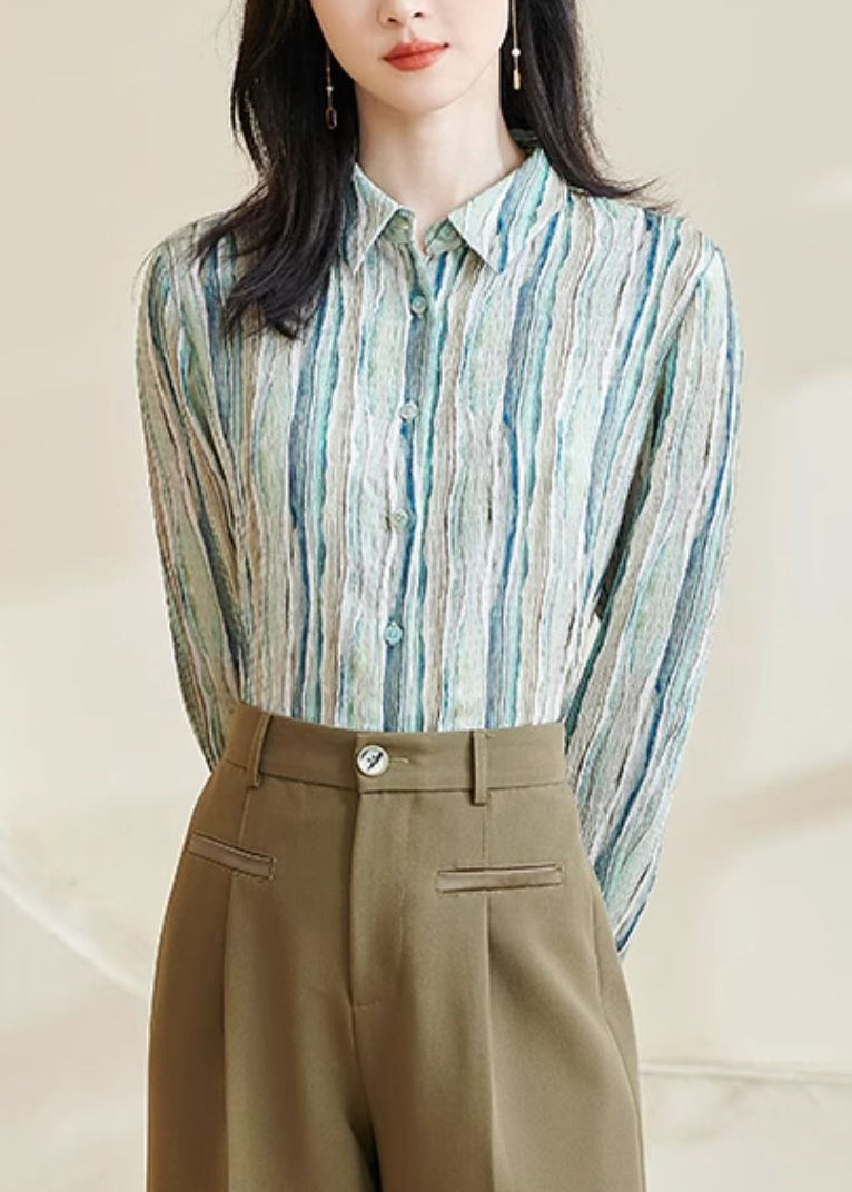 Beautifully Finished Blouse in a Timeless Design