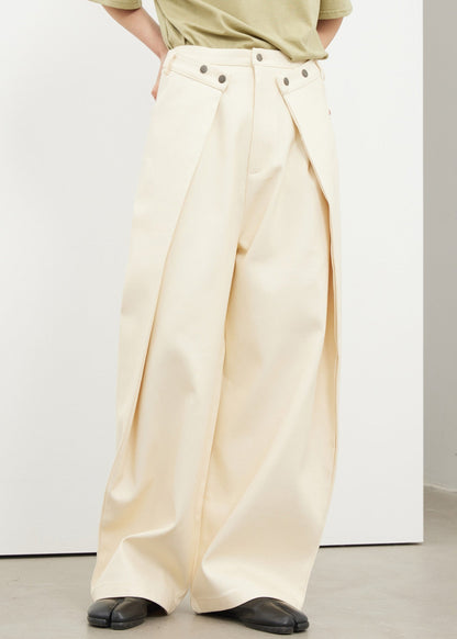 Elegantly Styled Pants for Everyday Wear