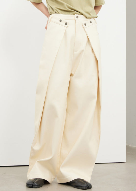 Elegantly Styled Pants for Everyday Wear