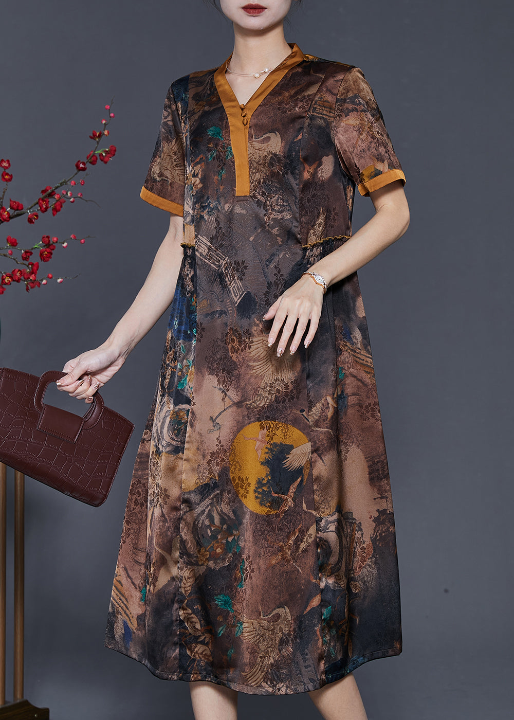 Classic Vintage Dress with a Flattering Fit