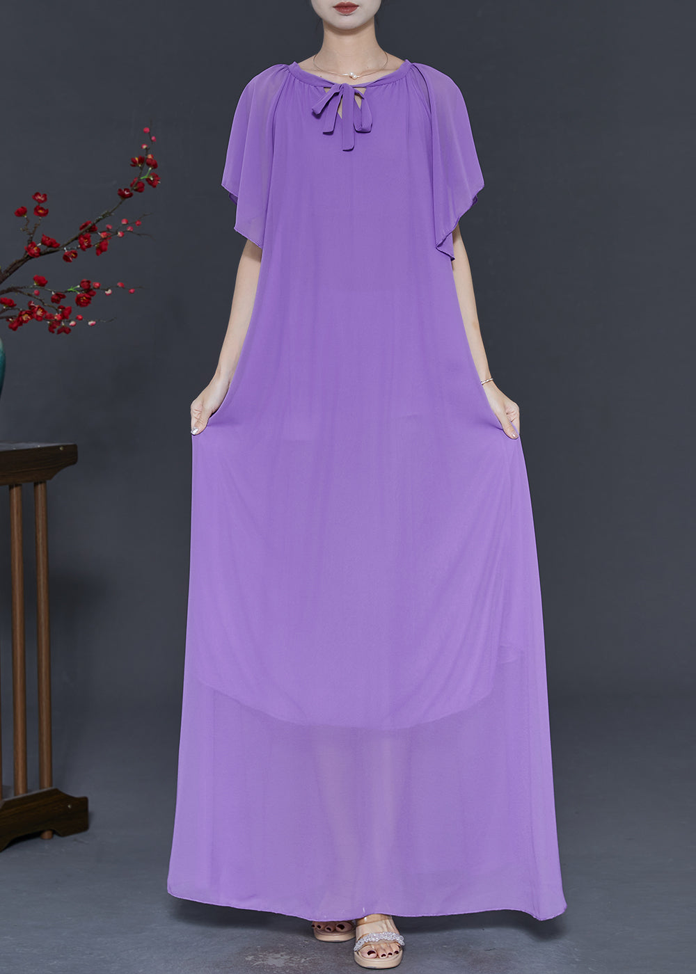 Beautifully Crafted Dress in a Classic Style