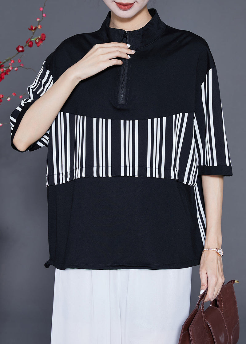 Classic Vintage Shirt with a Flattering Fit