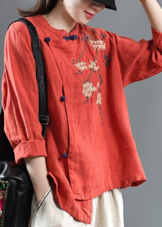 Effortlessly Elegant Top with a Timeless Design