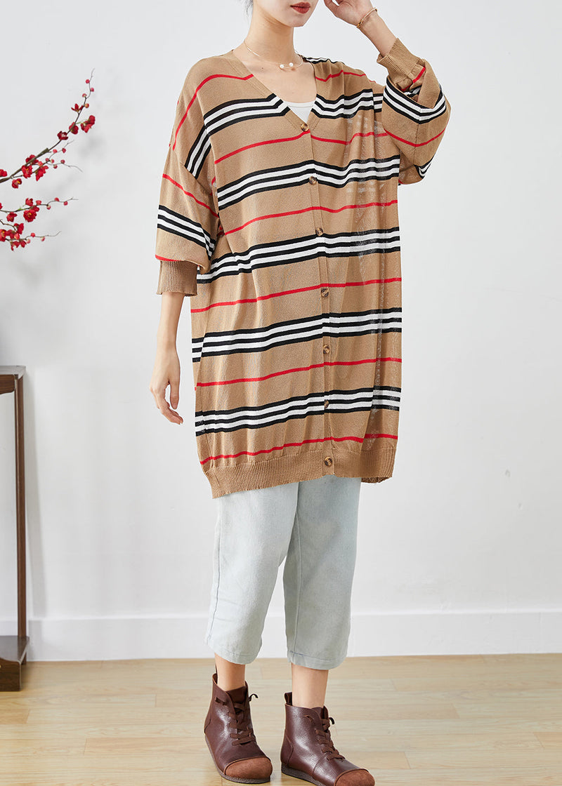 Well Tailored Cardigan with a Graceful Silhouette