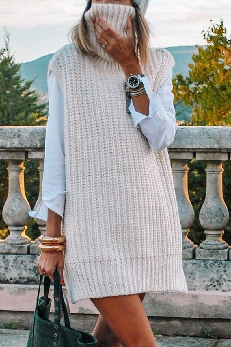 Beautifully Finished Sweater in a Timeless Design