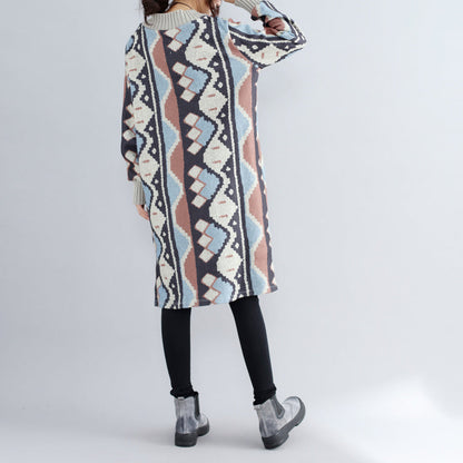 Effortlessly Elegant Sweater with a Timeless Design