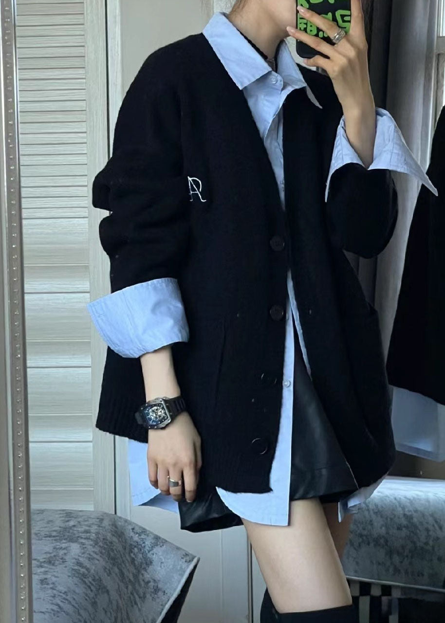 Well Tailored Cardigan with a Graceful Silhouette