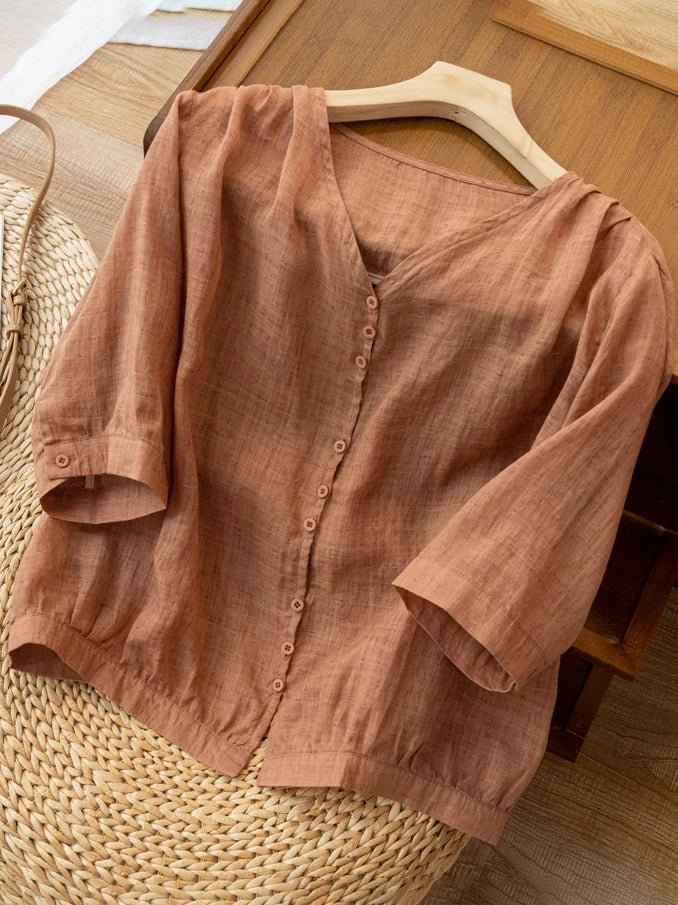 Effortlessly Elegant Shirt with a Timeless Design