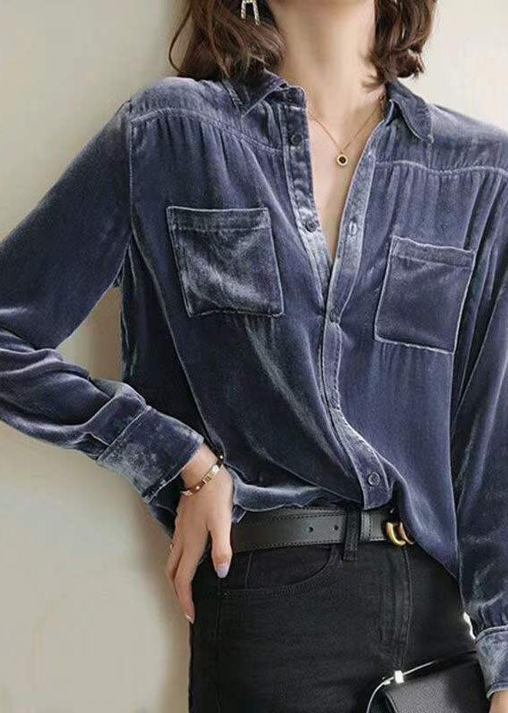 Classic Vintage Shirt with a Flattering Fit