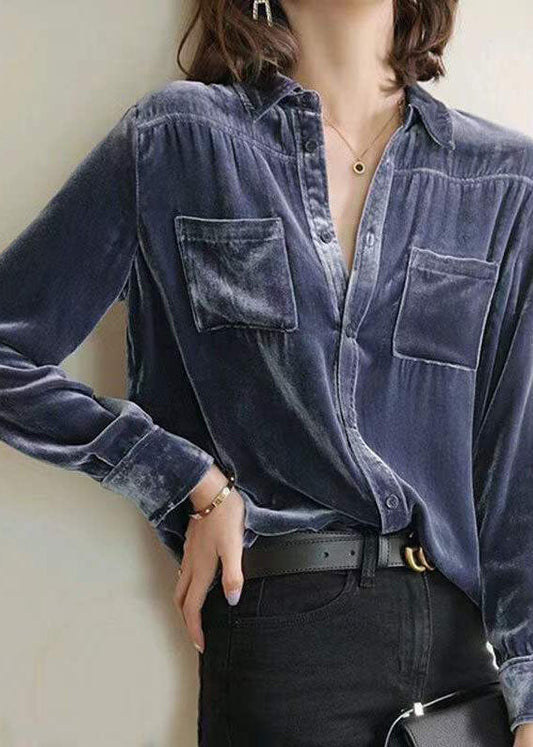 Classic Vintage Shirt with a Flattering Fit