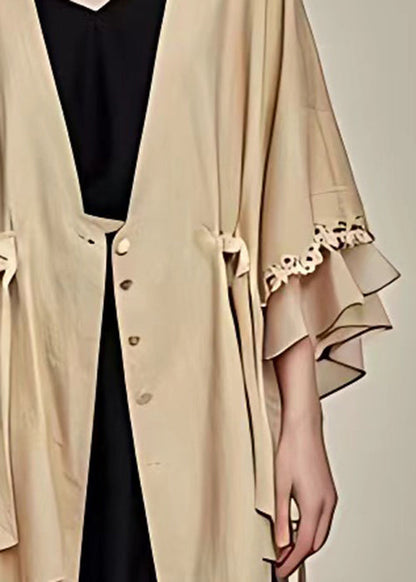 Beautifully Finished Coat in a Timeless Design