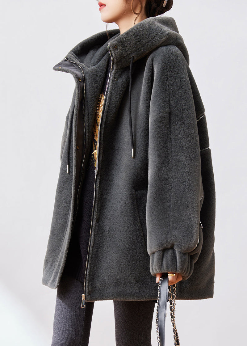 Classic Vintage Coat with a Flattering Fit