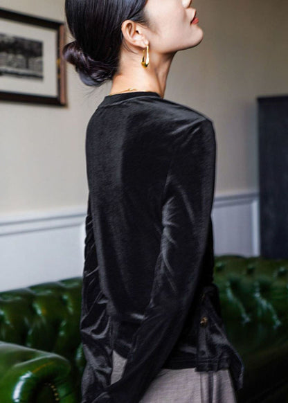A Vintage Style Top with Delicate Timeless Details