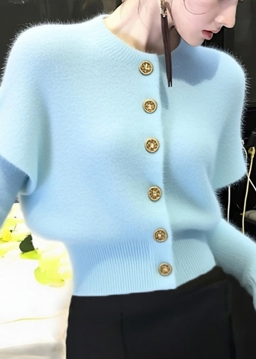 Beautifully Crafted Sweater in a Classic Style