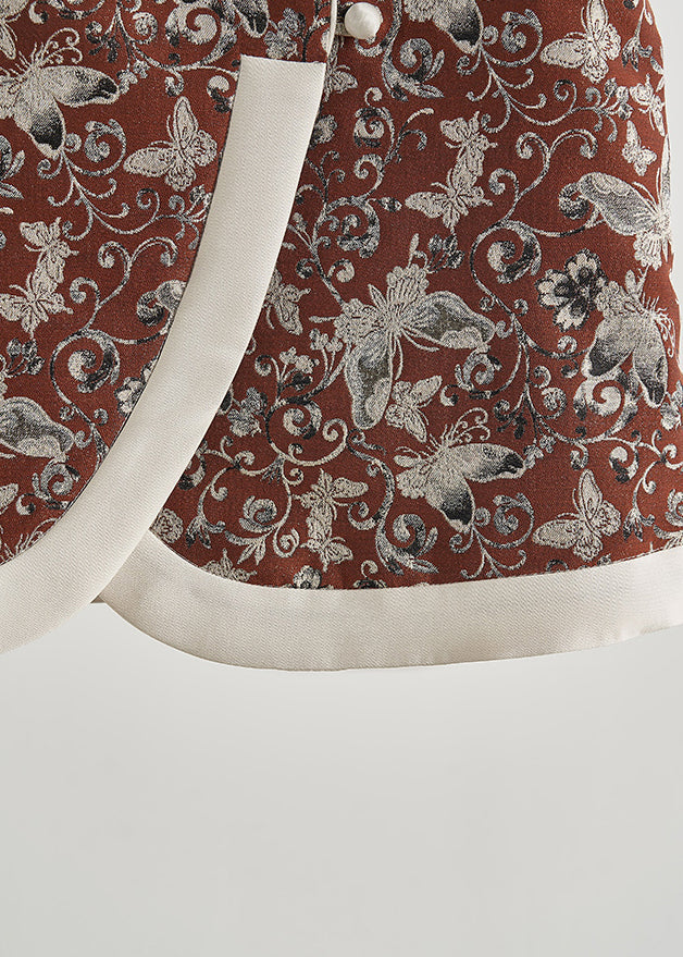 Sophisticated Garment with a Clean Classic Look