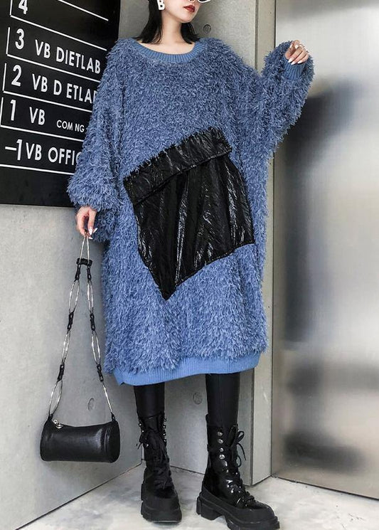 Well Tailored Sweater with a Graceful Silhouette