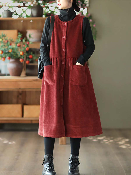 Classic Vintage Dress with a Flattering Fit