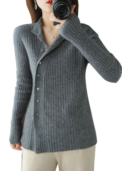 A Vintage Style Top with Delicate Timeless Details