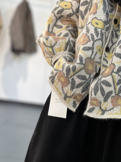 Beautifully Finished Sweater in a Timeless Design