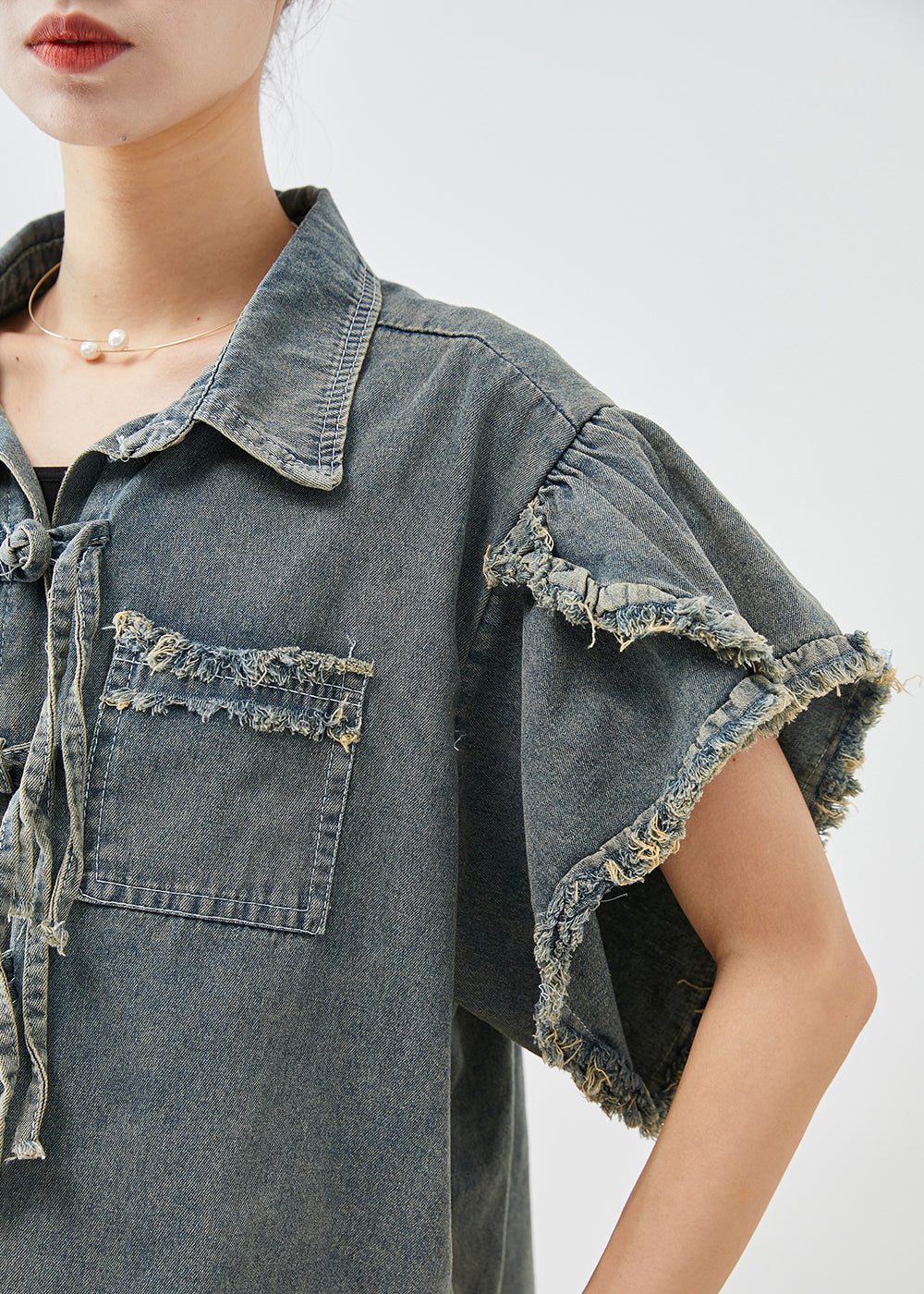 Classic Vintage Shirt with a Flattering Fit
