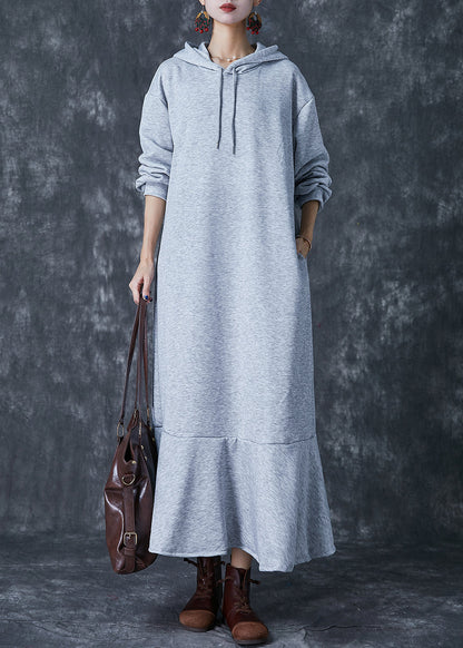 Classic Vintage Pullover with a Flattering Fit