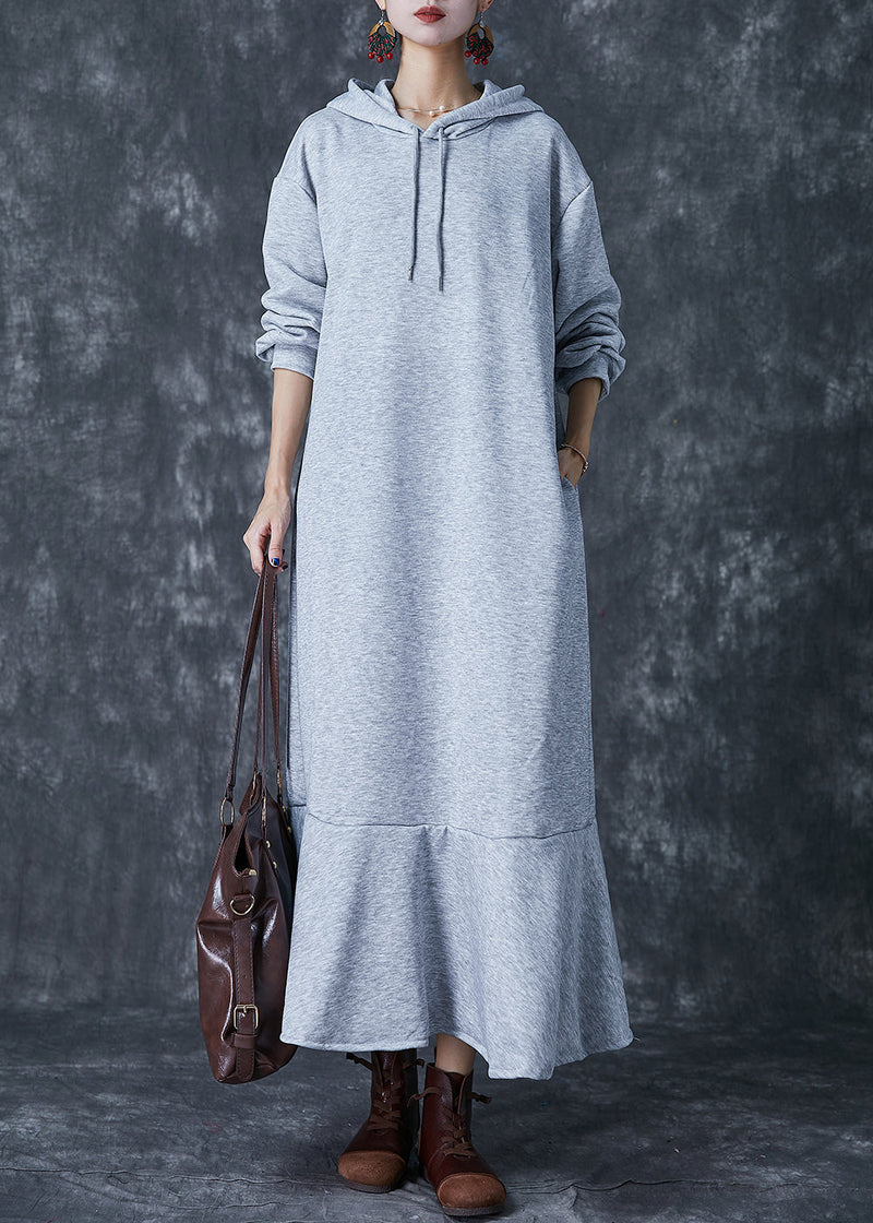 Classic Vintage Pullover with a Flattering Fit