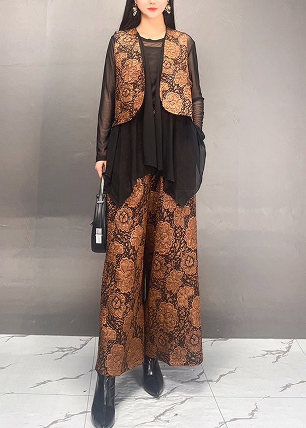 Well Tailored Pants with a Graceful Silhouette