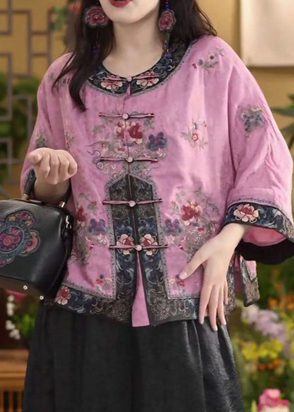 Classic Vintage Shirt with a Flattering Fit