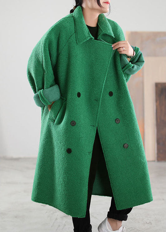 Elegantly Styled Coat for Everyday Wear