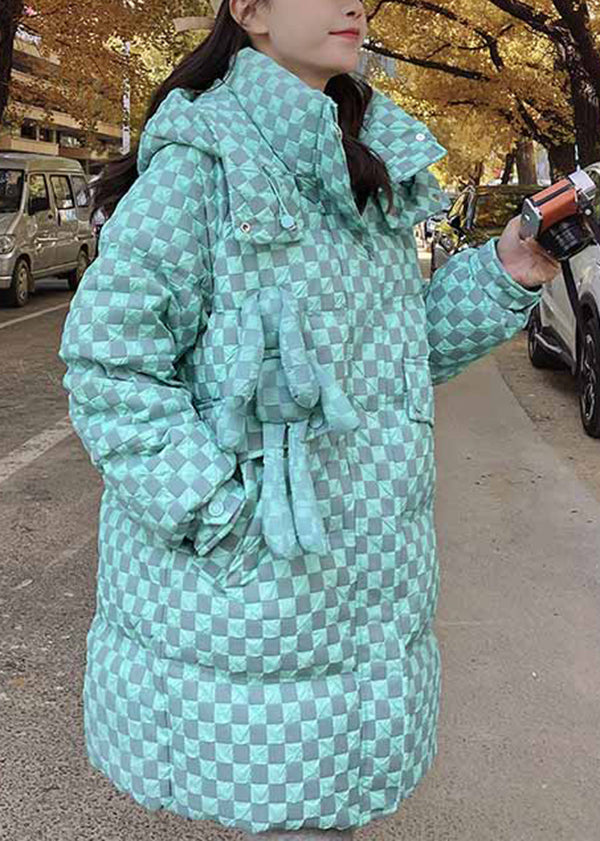Beautifully Finished Coat in a Timeless Design