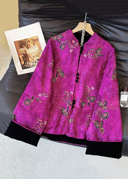 Well Tailored Coat with a Graceful Silhouette
