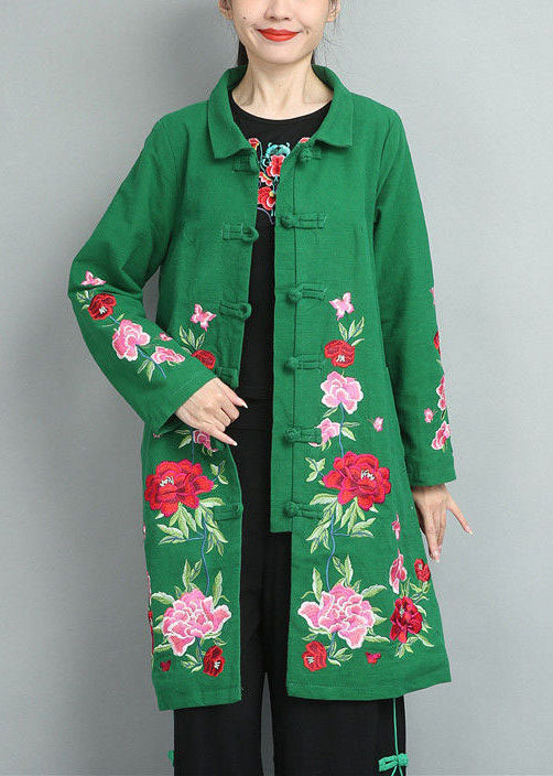Classic Vintage Coat with a Flattering Fit