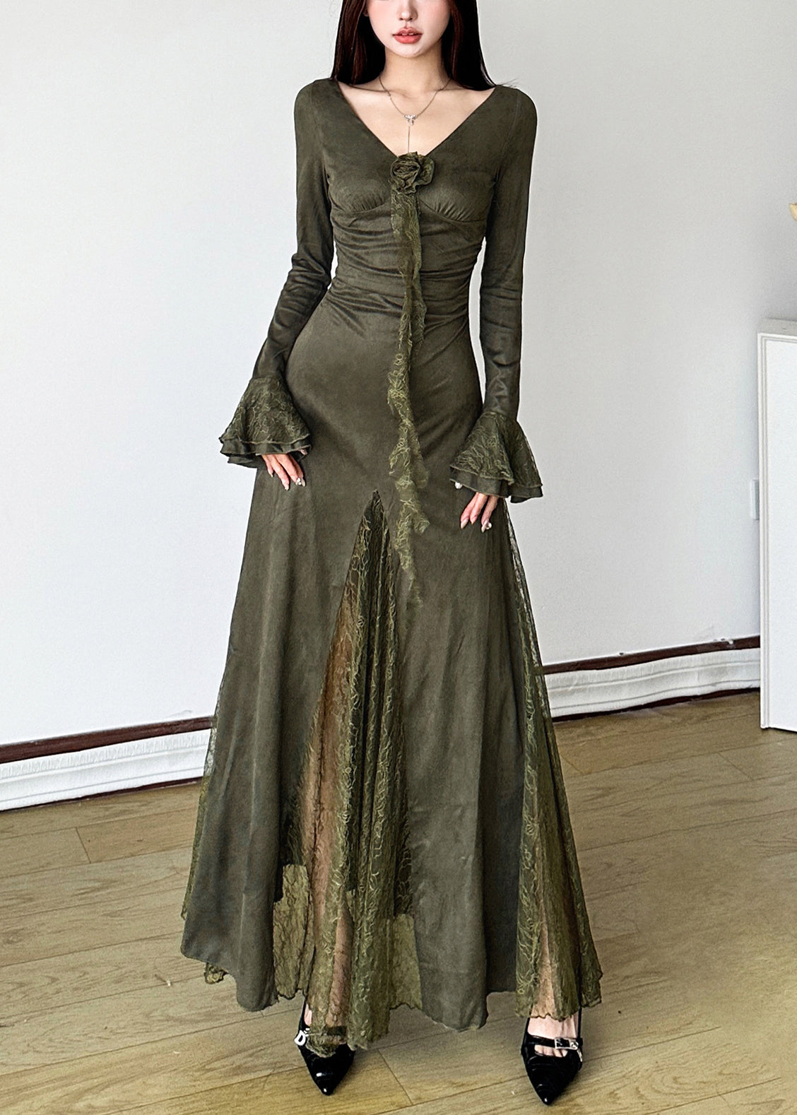 Elegantly Styled Dress for Everyday Wear