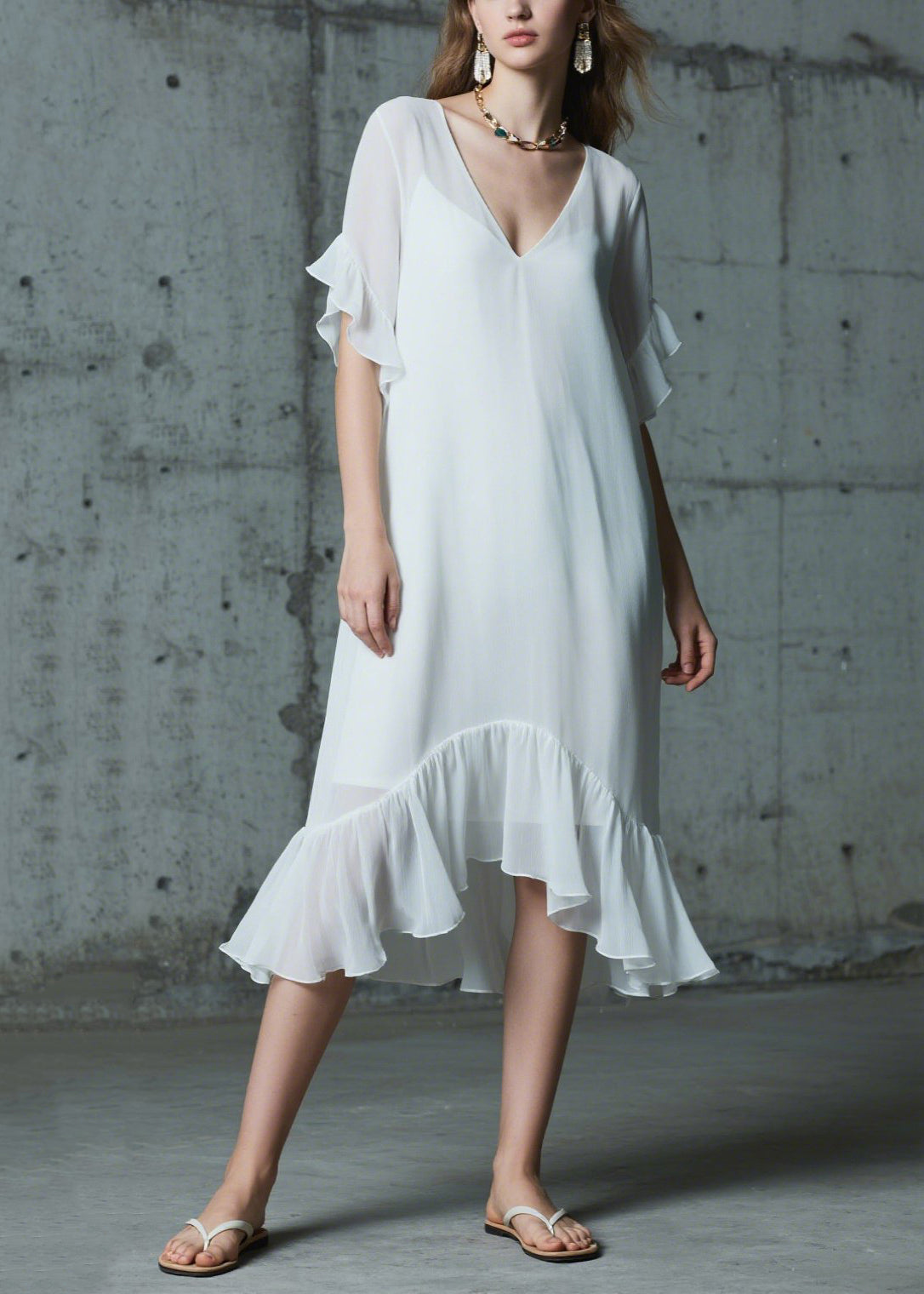 Beautifully Crafted Dress in a Classic Style